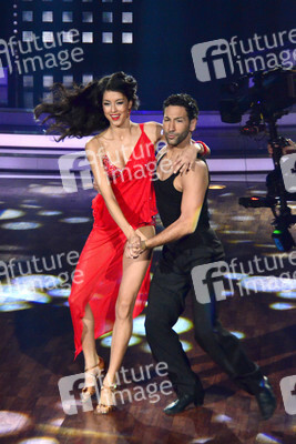 Rebecca Mir, Massimo Sinato