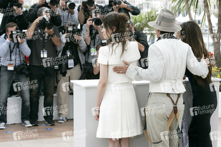 Astrid Bergès-Frisbey, Johnny Depp, Penélope Cruz