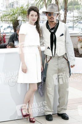 Astrid Bergès-Frisbey, Johnny Depp