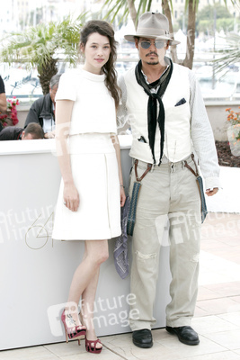 Astrid Bergès-Frisbey, Johnny Depp