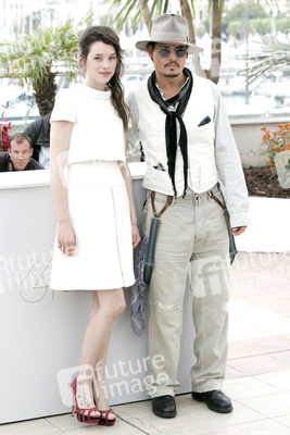 Astrid Bergès-Frisbey, Johnny Depp