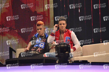 Daniele Negroni, Luca Hänni