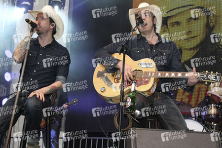 Alec 'Boss Burns' Völkel, Sascha 'Hoss Power' Vollmer (The BossHoss)