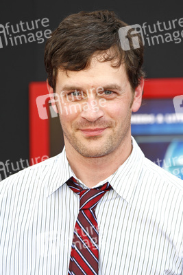 Tom Everett Scott