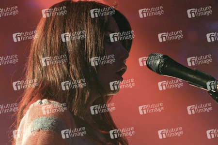 Laura-Mary Carter (Blood Red Shoes)