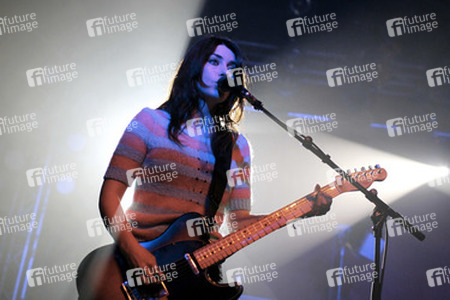 Laura-Mary Carter (Blood Red Shoes)