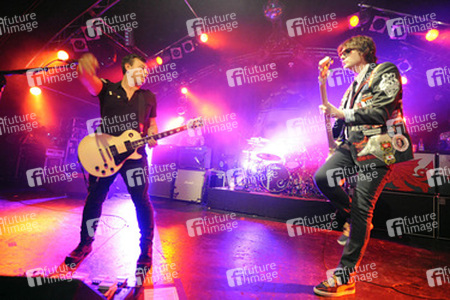 James Dean Bradfield, Nicky Wire (Manic Street Preachers)