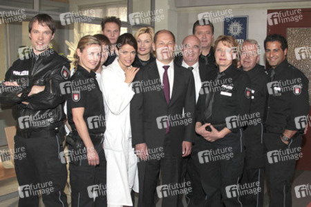 Rhea Harder, Gerit Kling, Sanna Englund, Olaf Scholz und der Hafenkante Cast