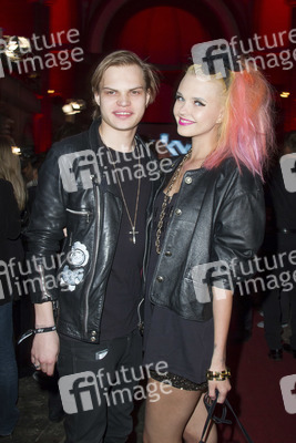 Wilson Gonzalez Ochsenknecht, Bonnie Strange