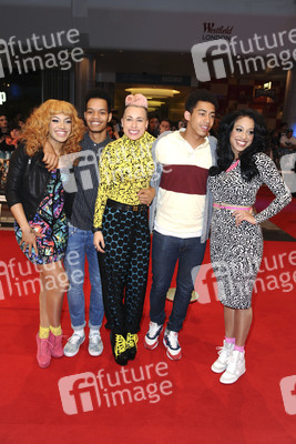 StooShe, Rizzle Kicks
