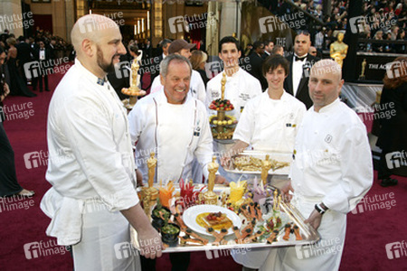Wolfgang Puck mit Team