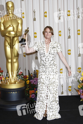Melissa Leo