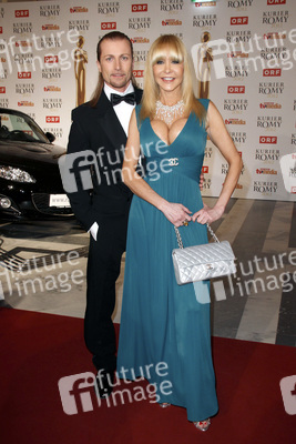 Gerhard Egger, Dolly Buster