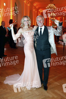 Mirjam Weichselbraun, Klaus Eberhartinger (Erste Allgemeine Verunsicherung, EAV)