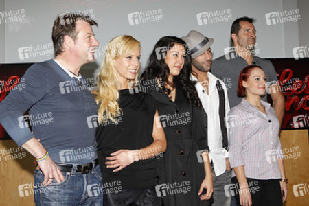 Patrick Lindner, Isabel Edvardsson, Rebecca Mir, Massimo Sinato, Lars Riedel, Marta Arndt