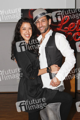 Rebecca Mir, Massimo Sinato