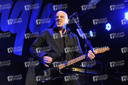 Baz Warne (The Stranglers)