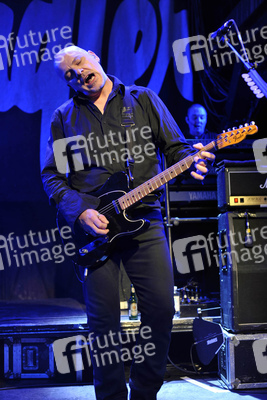 Baz Warne, Dave Greenfield (The Stranglers)