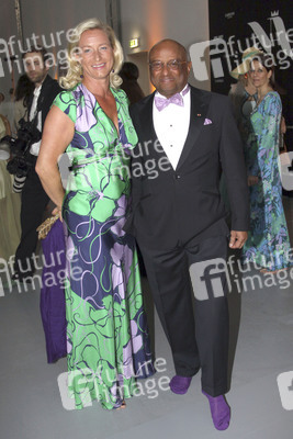 Ian Kiru Karan mit Frau Barbara