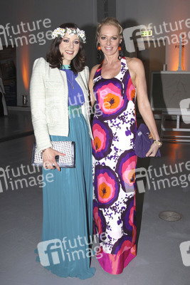 Jasmin Wagner, Model Petra van Bremen