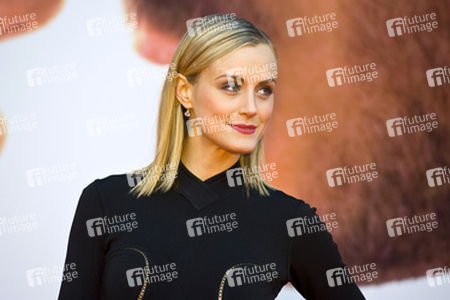 Taylor Schilling