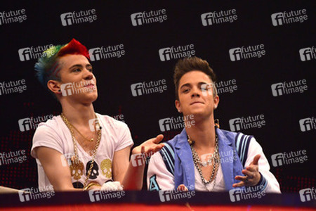 Daniele Negroni, Luca Hänni