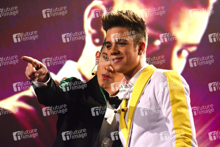 Daniele Negroni, Luca Hänni