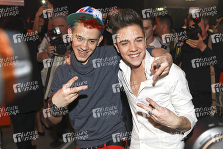 Daniele Negroni, Luca Hänni