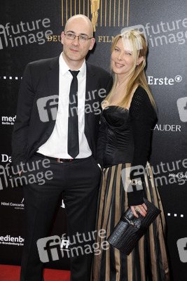 Torsten Neumann, Deborah Kara Unger