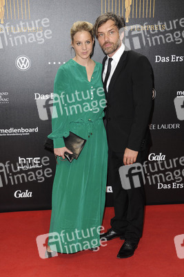 Bernadette Heerwagen mit Begleitung