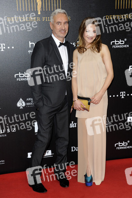 Roland Emmerich, Hannah Herzsprung