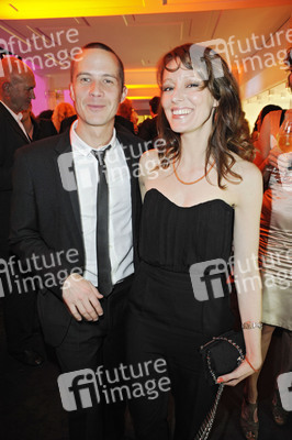 Barnaby Metschurat, Lavinia Wilson