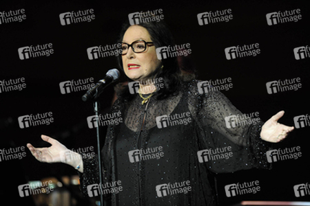 Nana Mouskouri