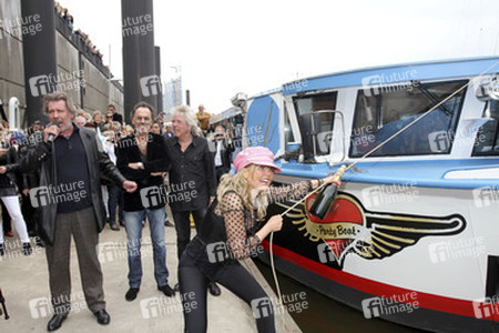 Jan Fedder, Hugo Egon Balder Uli Salm mit Gattin Susi