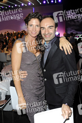 Kerstin Linnartz, Ivan Strano