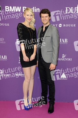 Carolin Niemczyk, Daniel Grunenberg (Glasperlenspiel)