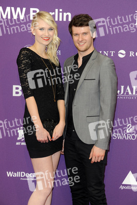 Carolin Niemczyk, Daniel Grunenberg (Glasperlenspiel)