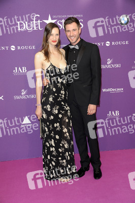 Annique Delphine, Jochen Schropp