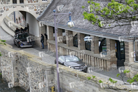 Mercedes E-Klasse Coupé Stuntauto und Kamerawagen