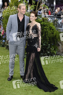 Chris Hemsworth, Kristen Stewart