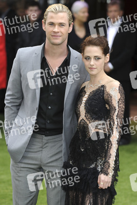 Chris Hemsworth, Kristen Stewart