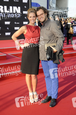 Kerstin Linnartz mit Begleitung