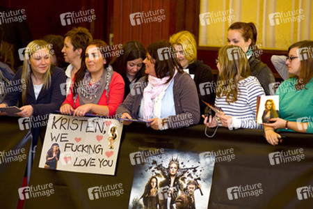 Kristen Stewart Fans