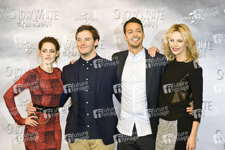 Kristen Stewart, Sam Claflin, Rupert Sanders, Charlize Theron