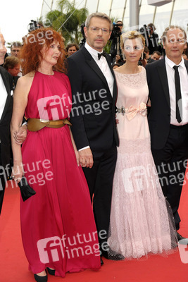 Sabine Azéma, Lambert Wilson, Anne Consigny, Hippolyte Girardot