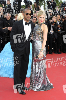 Hofit Golan mit Begleitung