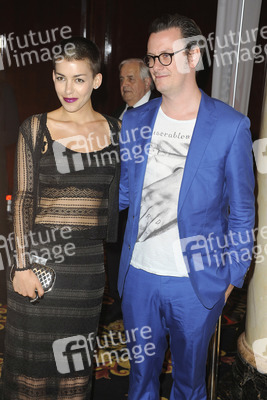 Alina Süggeler (Frida Gold) mit Manager Konrad Sommermeyer