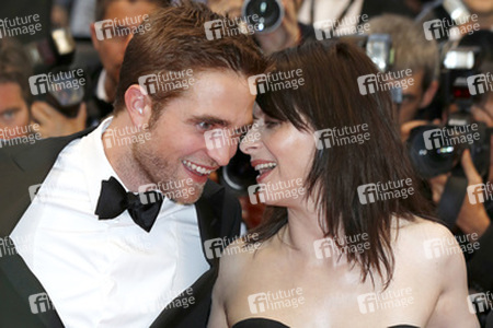Robert Pattinson, Juliette Binoche