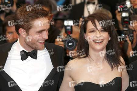 Robert Pattinson, Juliette Binoche
