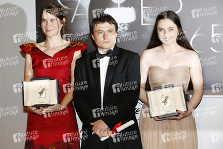 Cosmina Stratan, Cristian Mungiu, Cristina Flutur